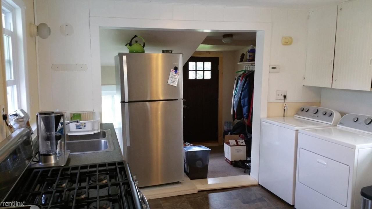 617 W Upton Ave - Photo 3 of 10