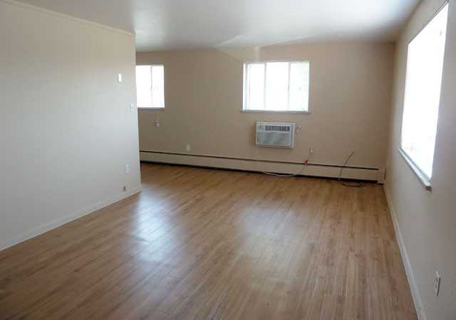 1198 Allison St #5 - Photo 3 of 18