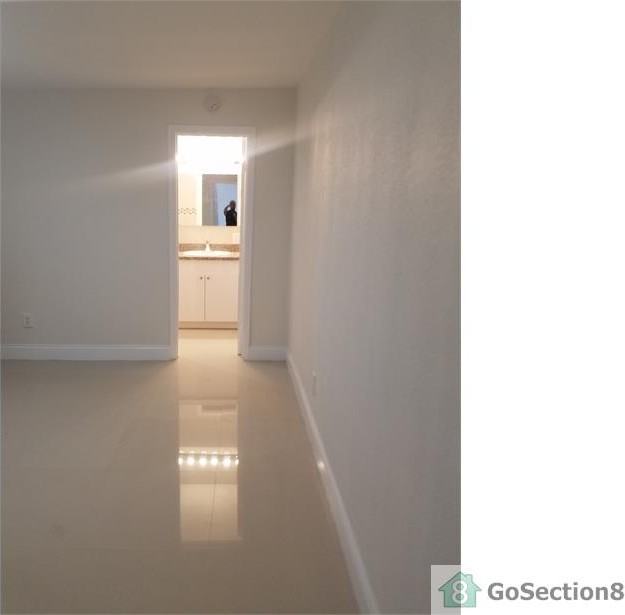 154 NW 31st Ave - Photo 3 of 10