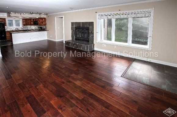 38596 US-6 #C203 - Photo 2 of 12