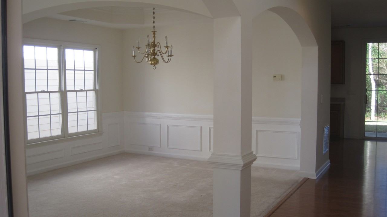 4133 Divot Way - Photo 3 of 19