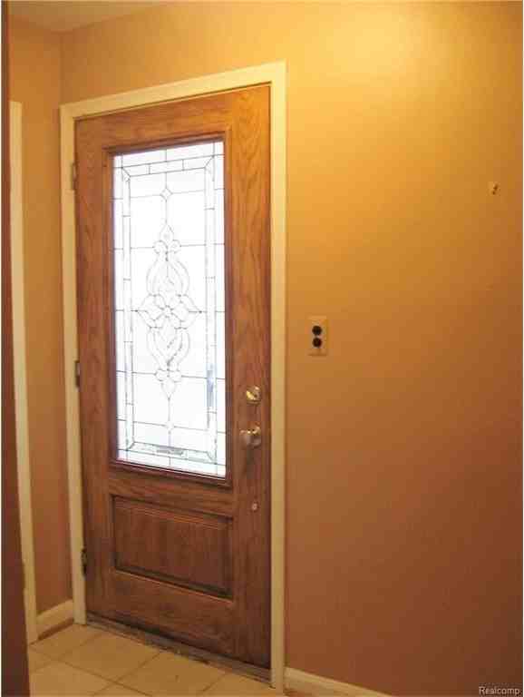 16089 Birwood Ave - Photo 3 of 26