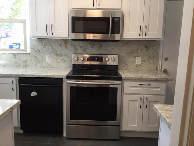 466 W 20th Ave - Photo 2 of 6