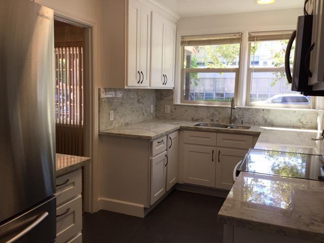 466 W 20th Ave - Photo 3 of 6