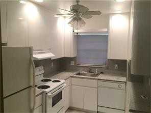 200 Jacaranda Country Club Dr - Photo 2 of 4