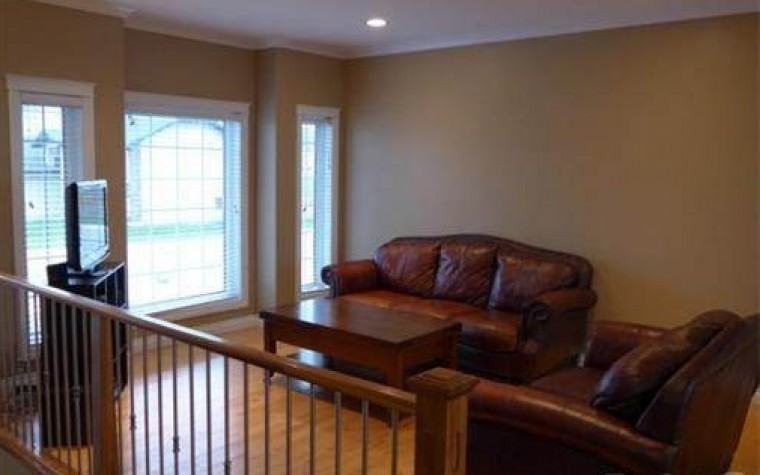 212 Nicklaus Dr - Photo 3 of 17