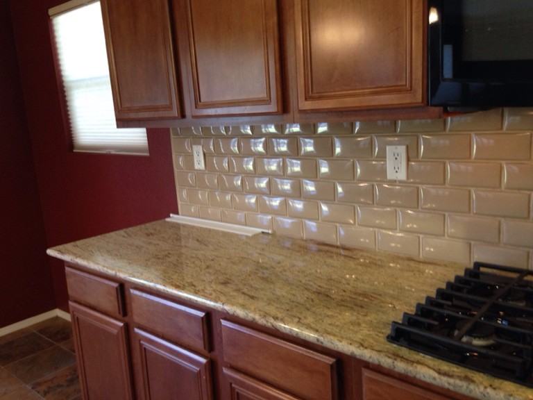 905 Aleah Lane - Photo 3 of 24