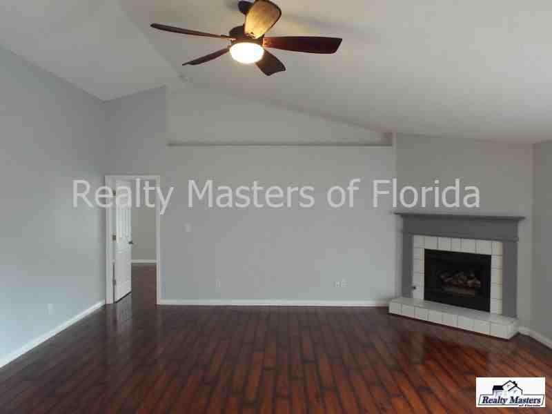 705 Ferdinand Dr - Photo 3 of 21
