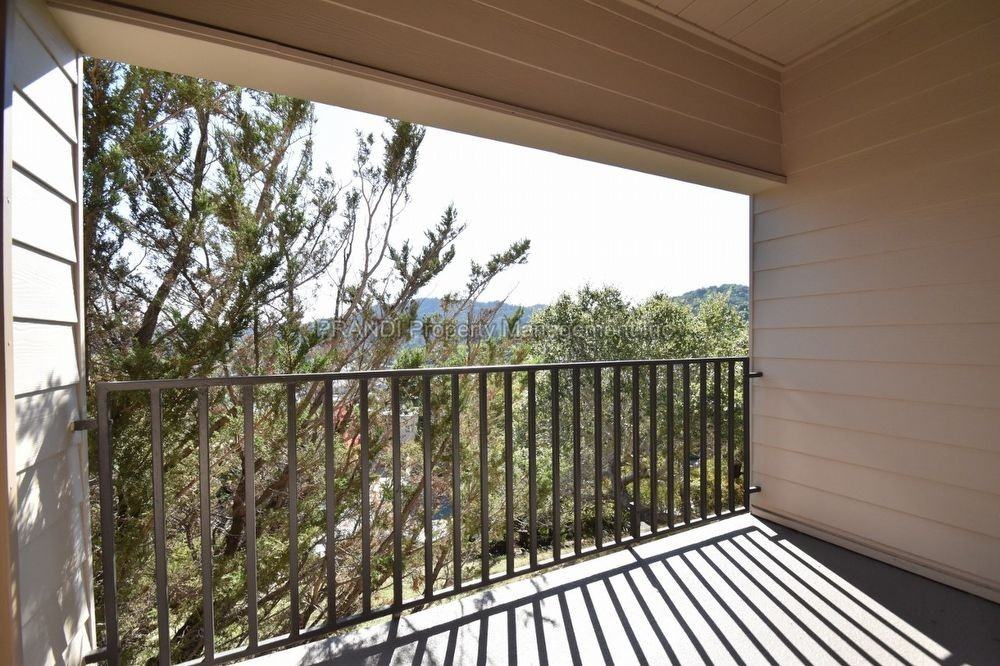 721 Vía Casitas - Photo 2 of 13