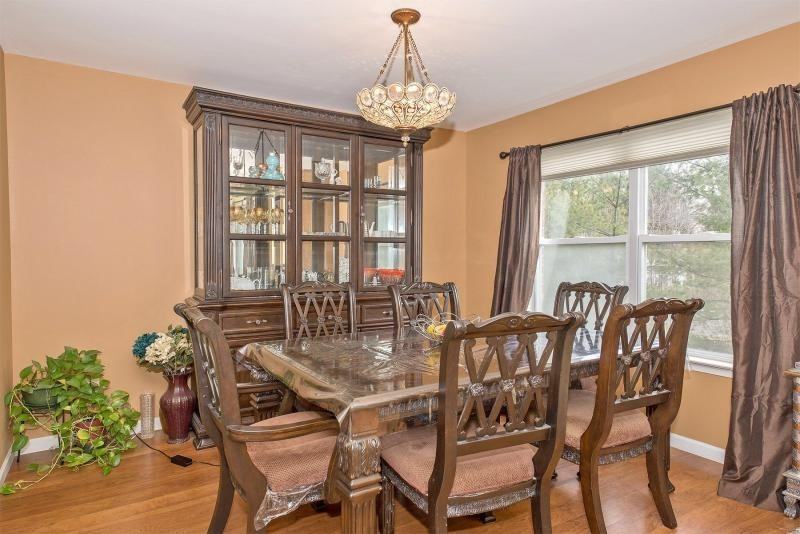 19 Millie Ln - Photo 2 of 14