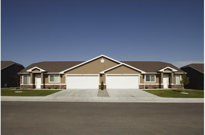 The Oaks - Photo 3 of 16