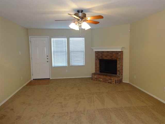 205 Arrowhead Dr - Photo 2 of 8