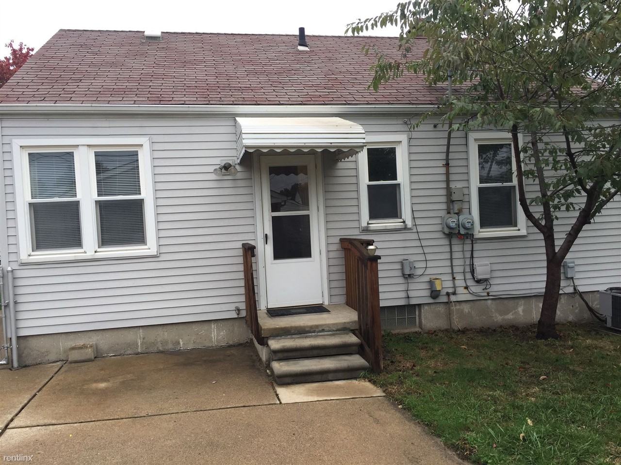 2791 Grace St - Photo 2 of 11