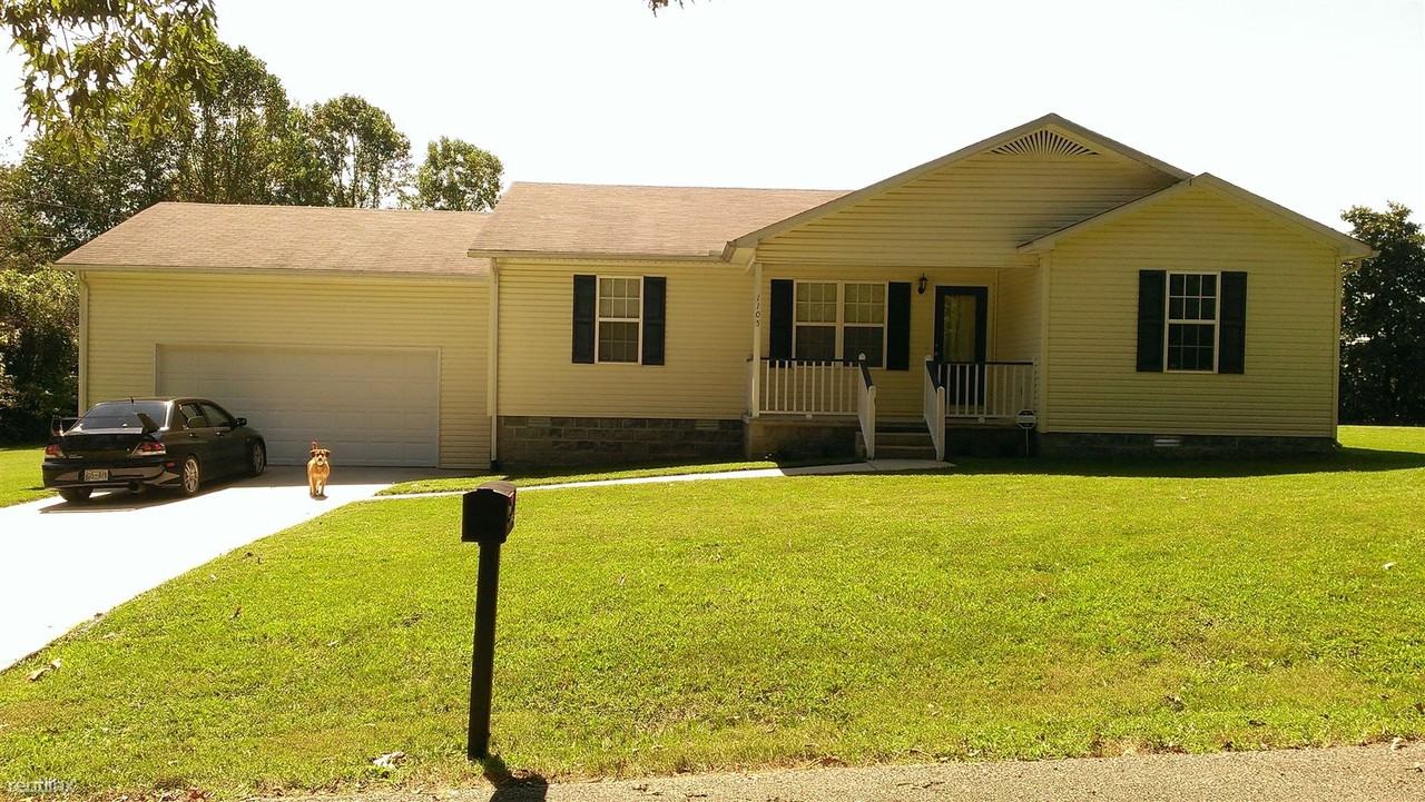 1105 Quail Ln - Photo 2 of 10