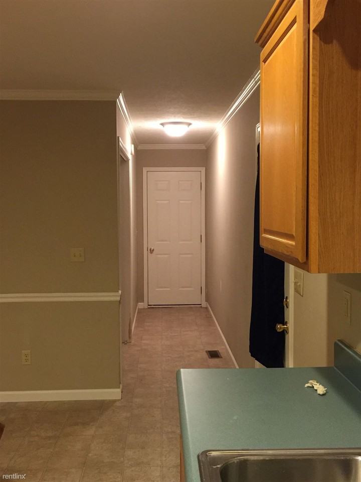 1105 Quail Ln - Photo 3 of 10
