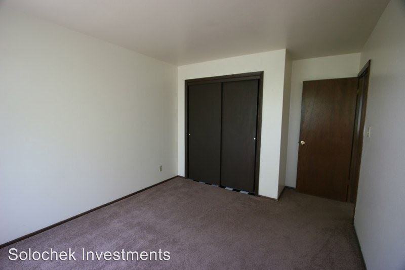 2637 N. Frederick Ave. - Photo 2 of 5