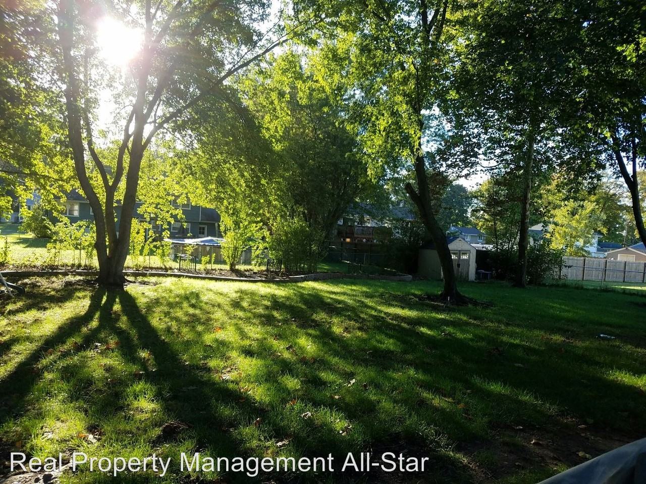 39 Whitewood Pl - Photo 3 of 16