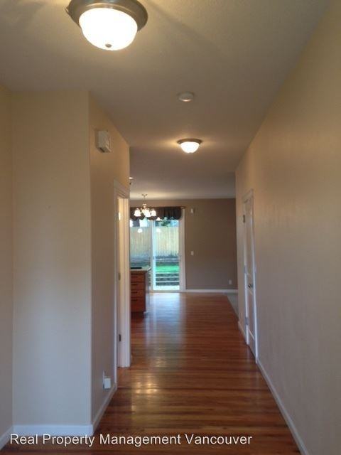 1400 NE 88th Ave - Photo 2 of 13