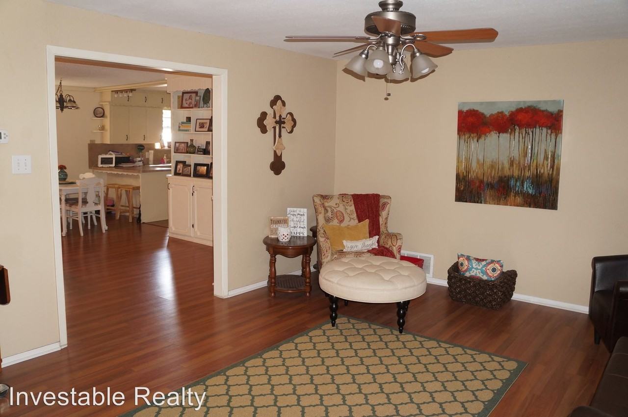 7400 Deaver Dr - Photo 3 of 19