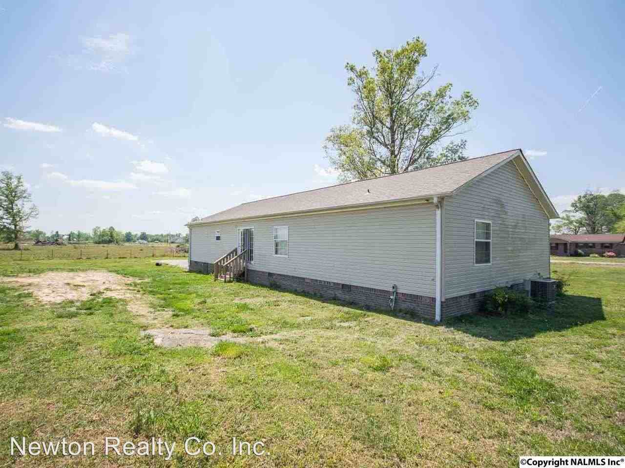 16820 Parker Rd - Photo 2 of 31