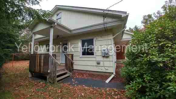 579 Babbs Rd - Photo 2 of 15