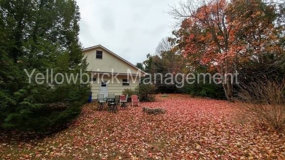 579 Babbs Rd - Photo 3 of 15