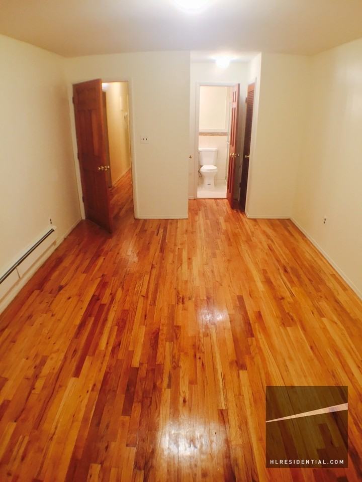 31-70 29th Street - Photo 3 of 13