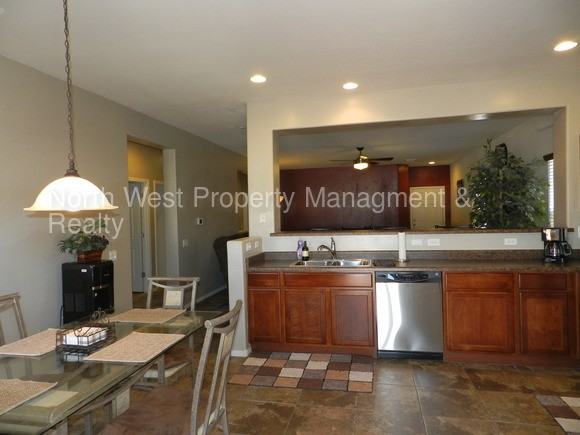 34420 S Spirit Ln - Photo 3 of 17