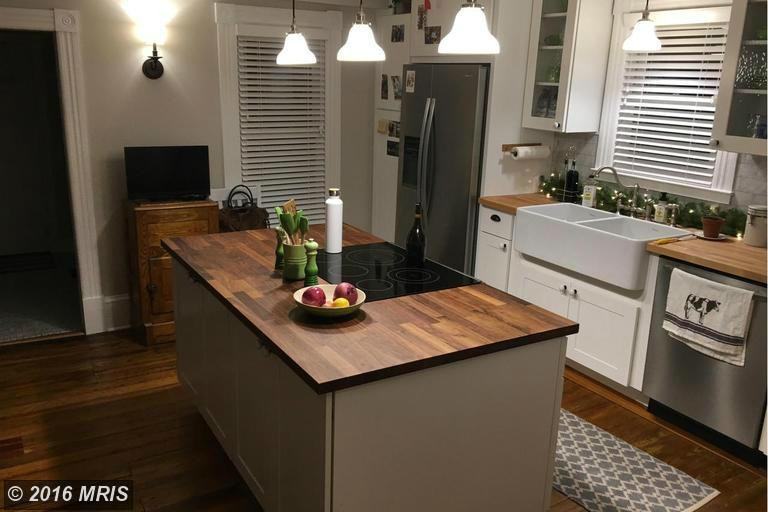 201 1st St - Photo 2 of 13