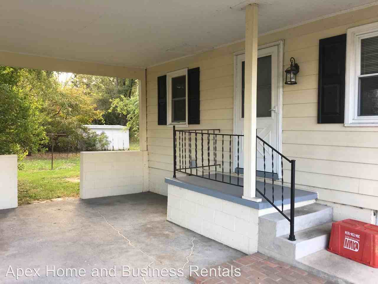 696 Shepherdstown Pike - Photo 2 of 9