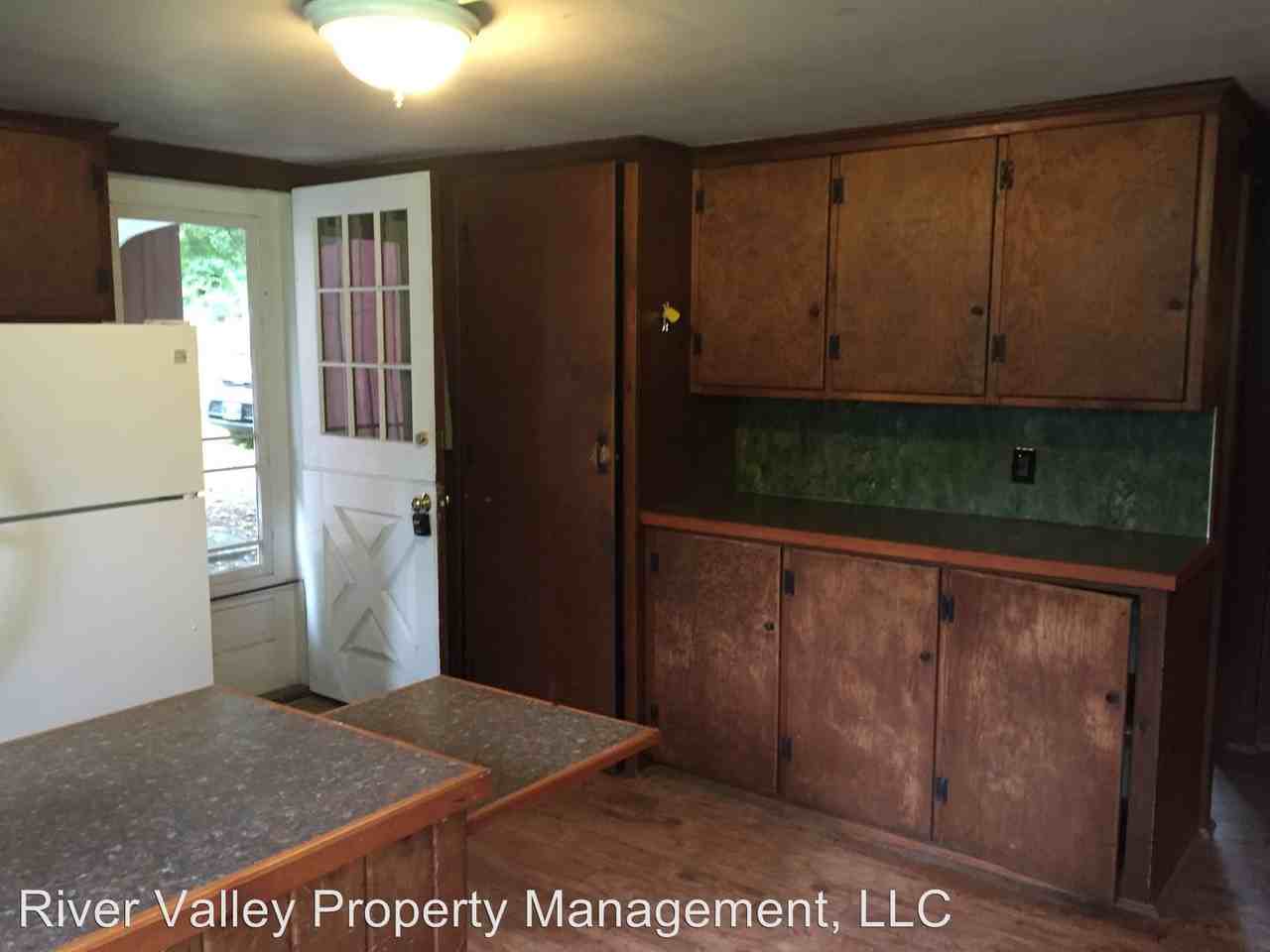 369 Juniper Hill Rd - Photo 3 of 12