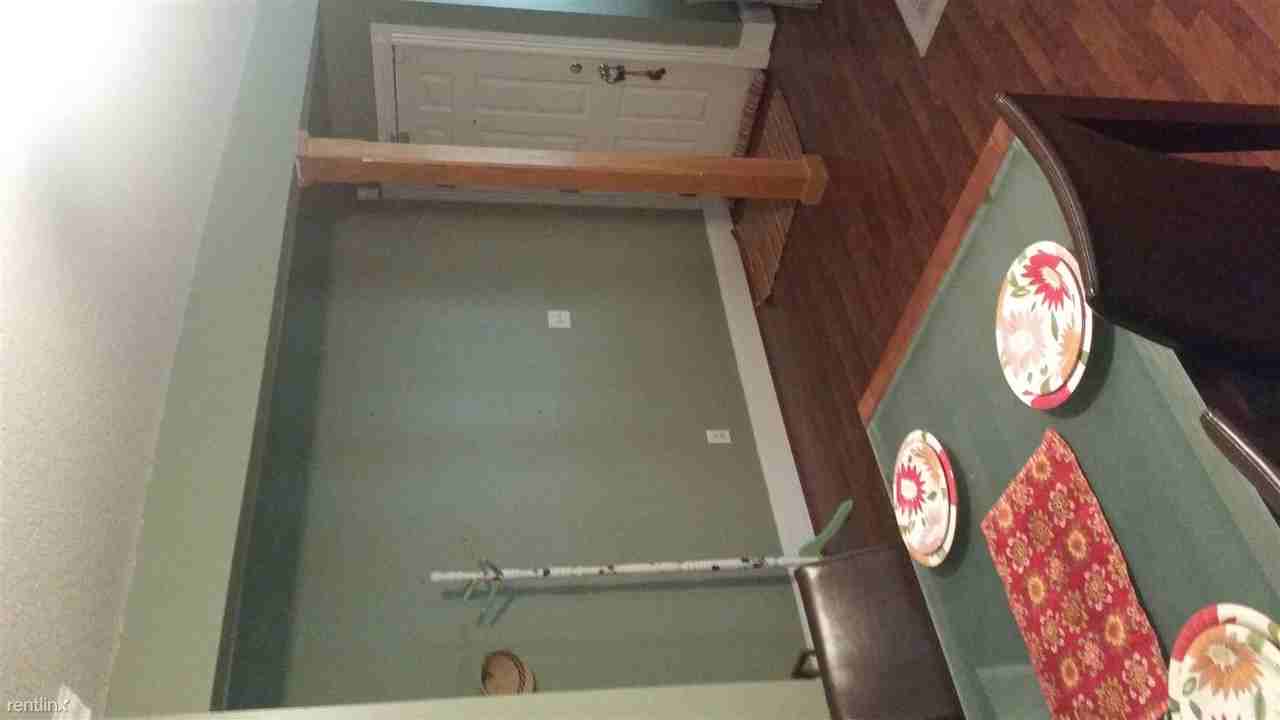 234 Putnam St - Photo 2 of 5