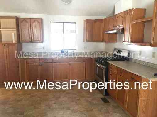 12788 Oasis Rd - Photo 3 of 12