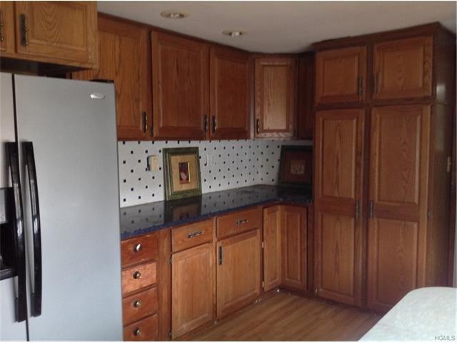 353 Jersey Ave - Photo 2 of 9