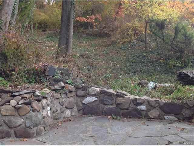 353 Jersey Ave - Photo 3 of 9