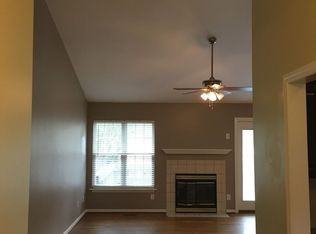 4400 Marchwood Dr - Photo 2 of 10