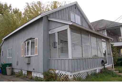 503 Chicopee St - Photo 2 of 24