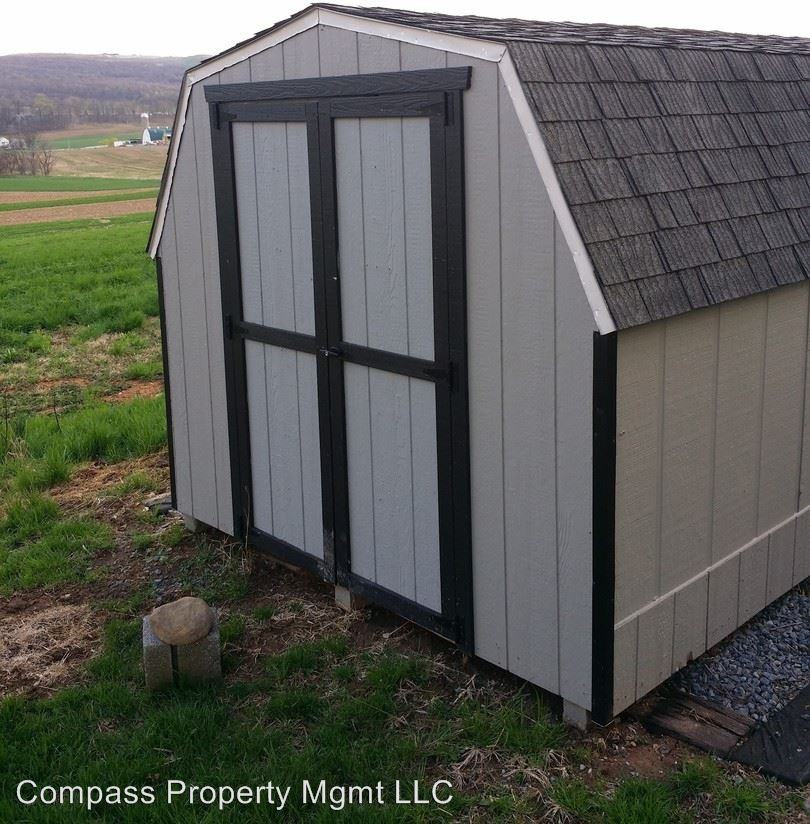 2456 Main St - Photo 3 of 8