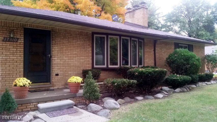 17310 Kinross Ave - Photo 2 of 23
