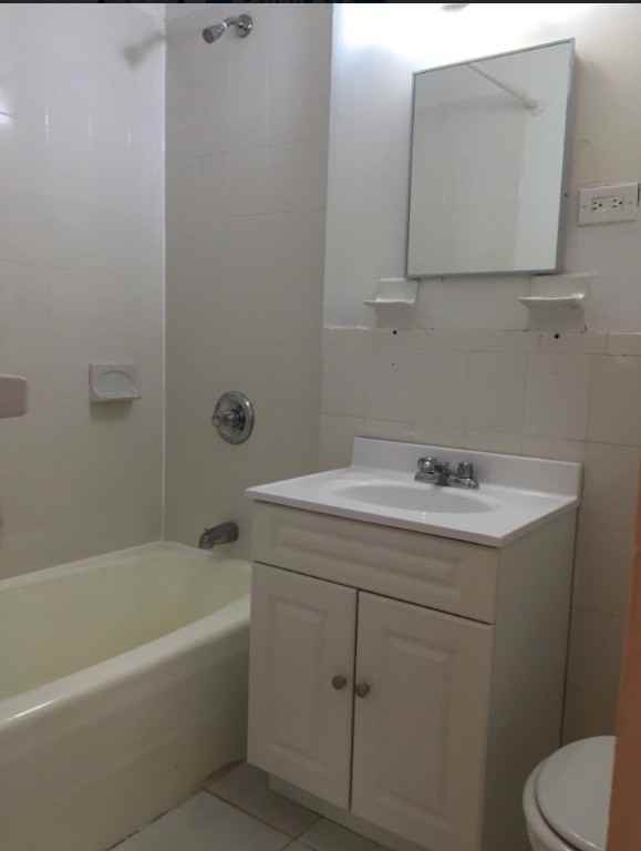 69-21 Burchell Ave 1 - Photo 3 of 4