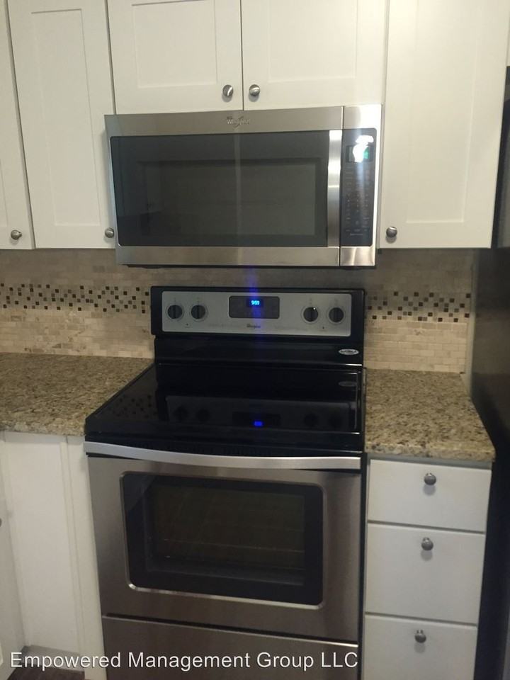 2517 NW Kingsridge Dr - Photo 3 of 7