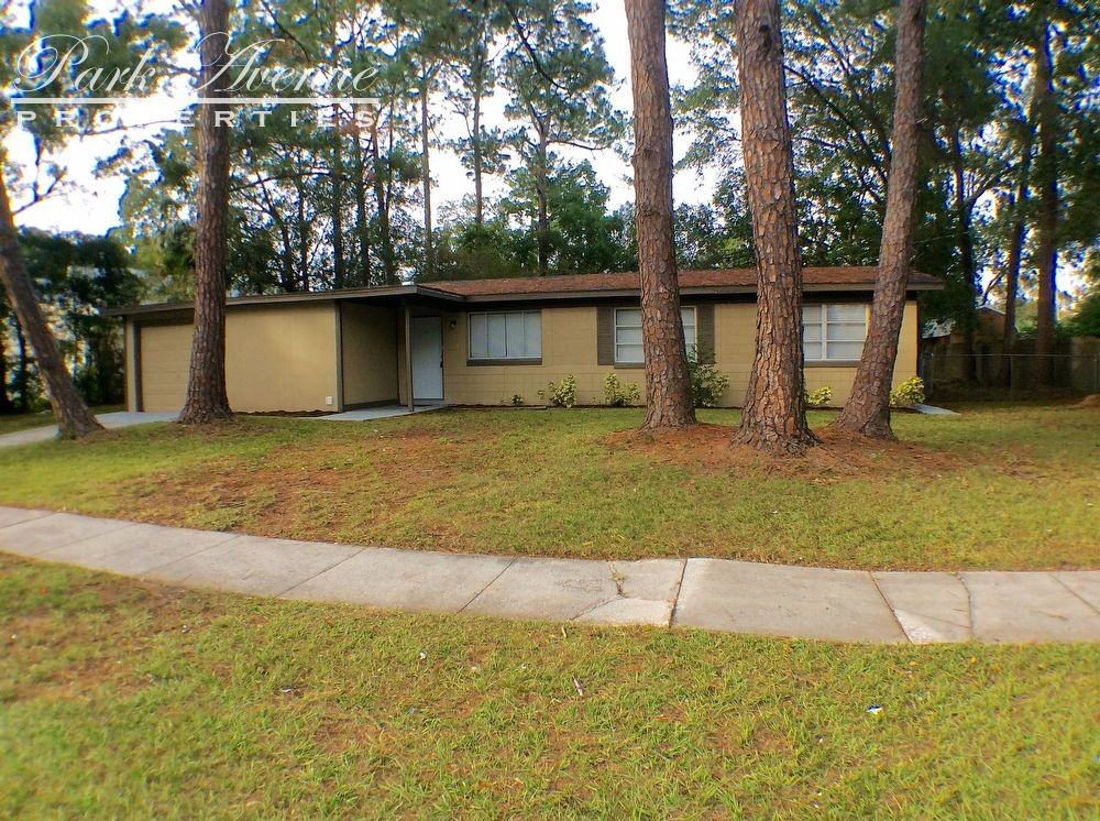 6715 Lucente Dr - Photo 2 of 21