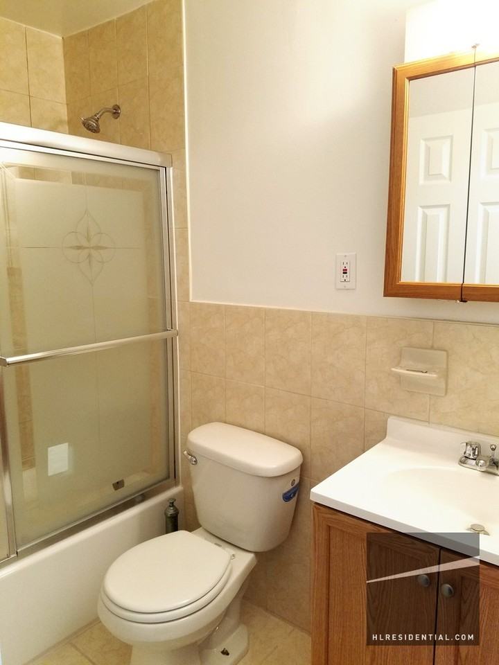 32-53 70th Street #2F - Photo 2 of 6