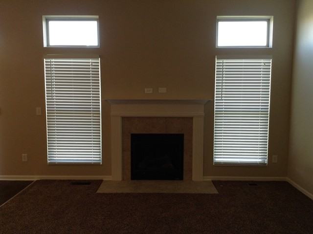 712 Loreto Ln - Photo 3 of 17