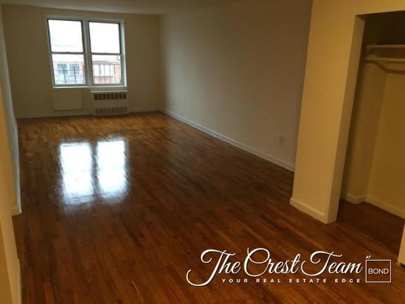 69-01 Northern Blvd #3M - Photo 2 of 3