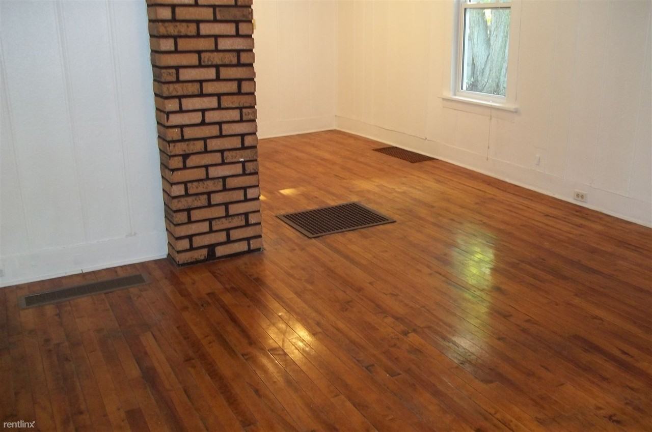 1837 Mills Ave - Photo 3 of 9