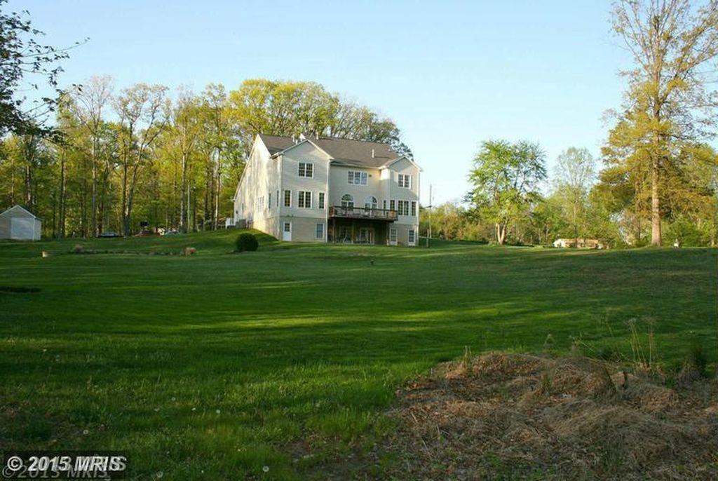 39567 Mossridge Road - Photo 2 of 9