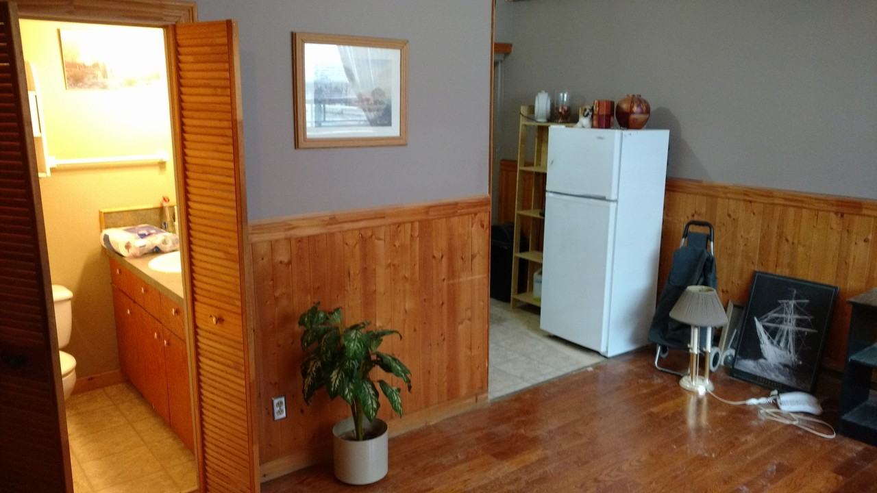 192 Somerset Street West #19 - Photo 6 of 11