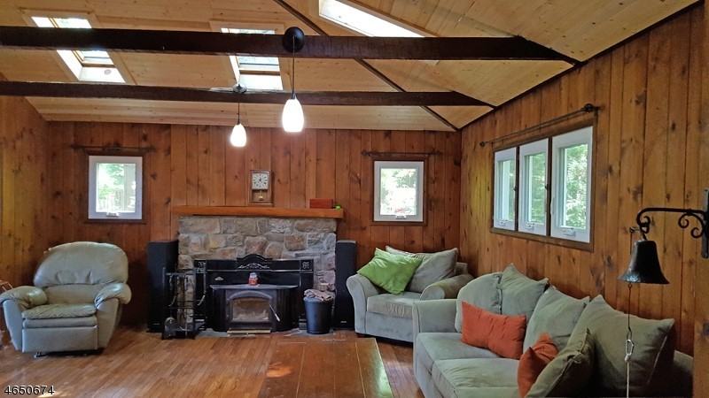 132 Glenside Trail - Photo 2 of 10