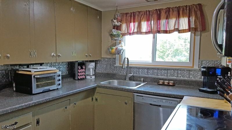 132 Glenside Trail - Photo 3 of 10